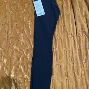 Lululemon Align HR black pants size 4